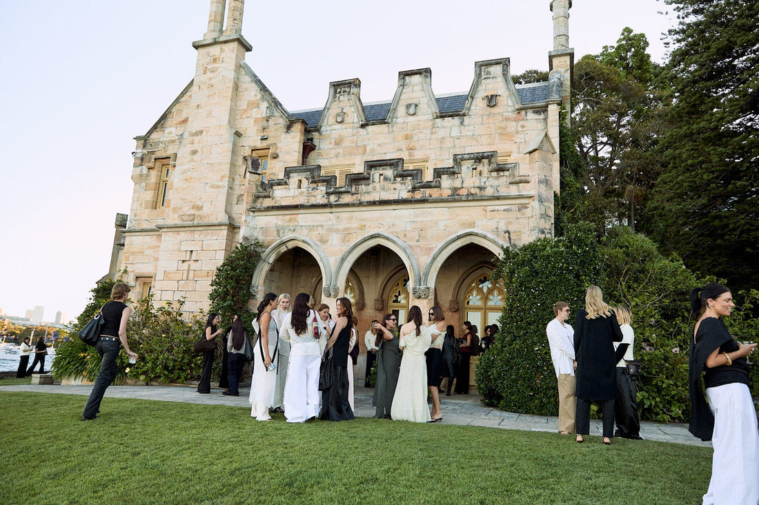 An Afternoon at Gothic Mansion, Carthona.