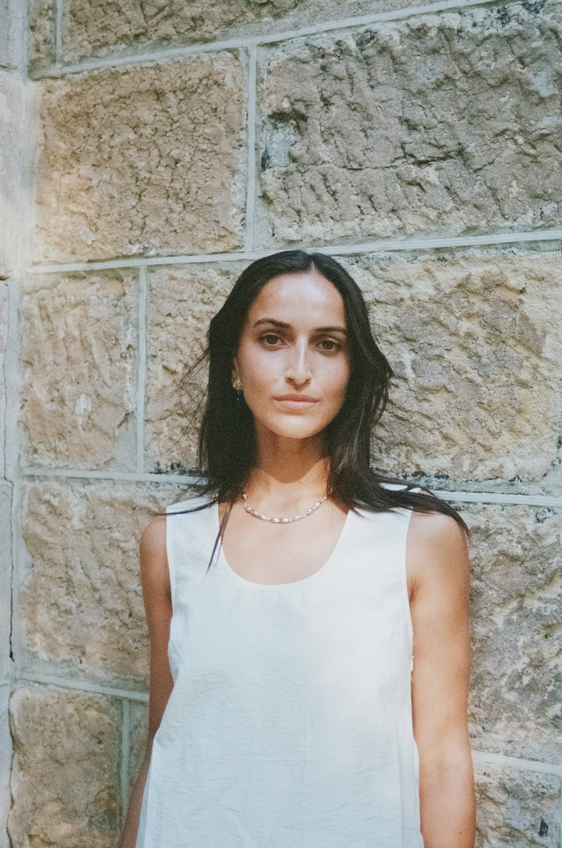 Portraiture at Carthona wearing Cruise 2026.