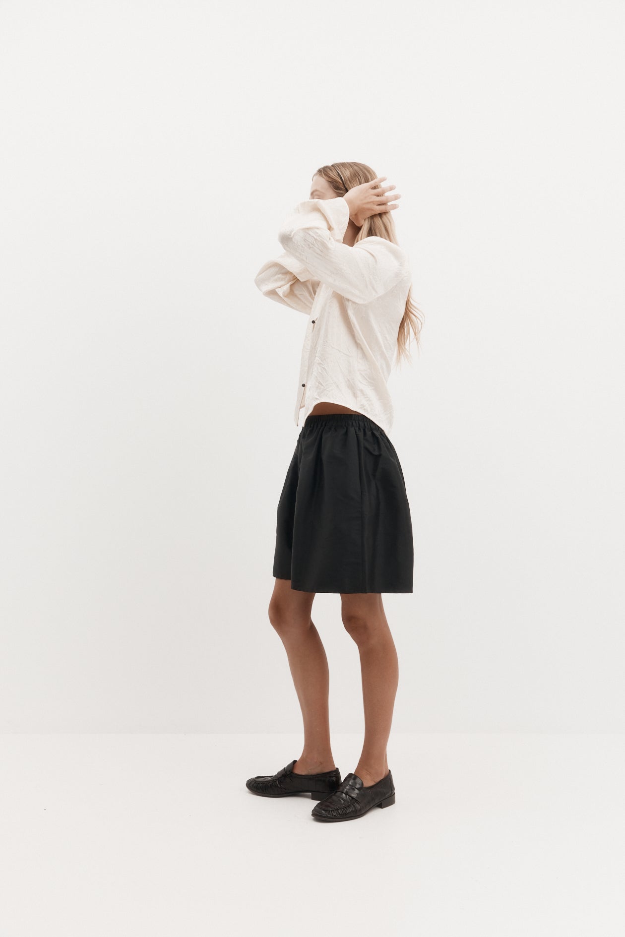 Voluminous Short in Silk Taffeta