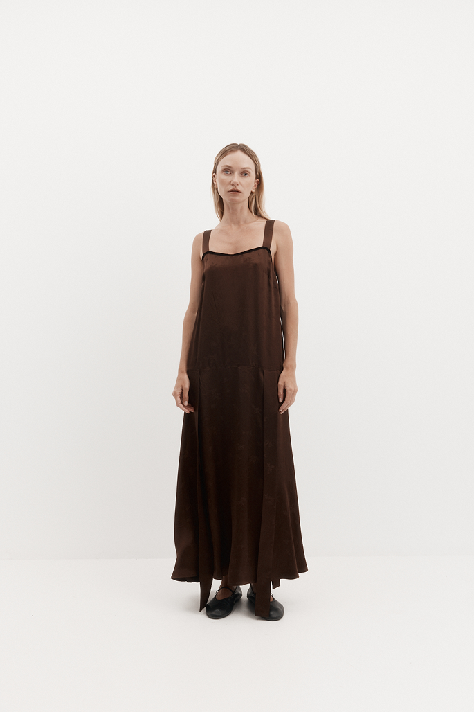 Wexer Dress in Satin Jacquard