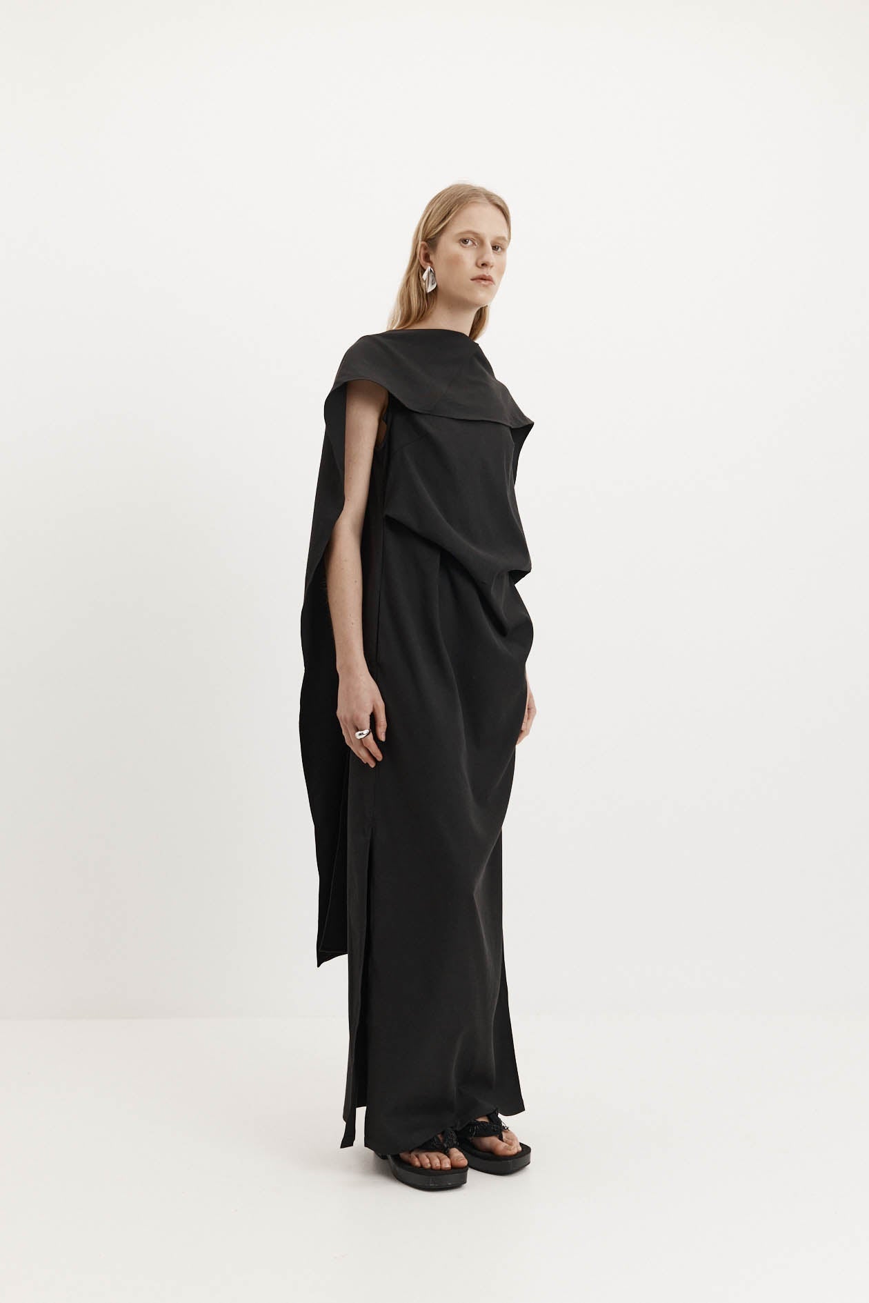 Laro Dress in Summer Suiting