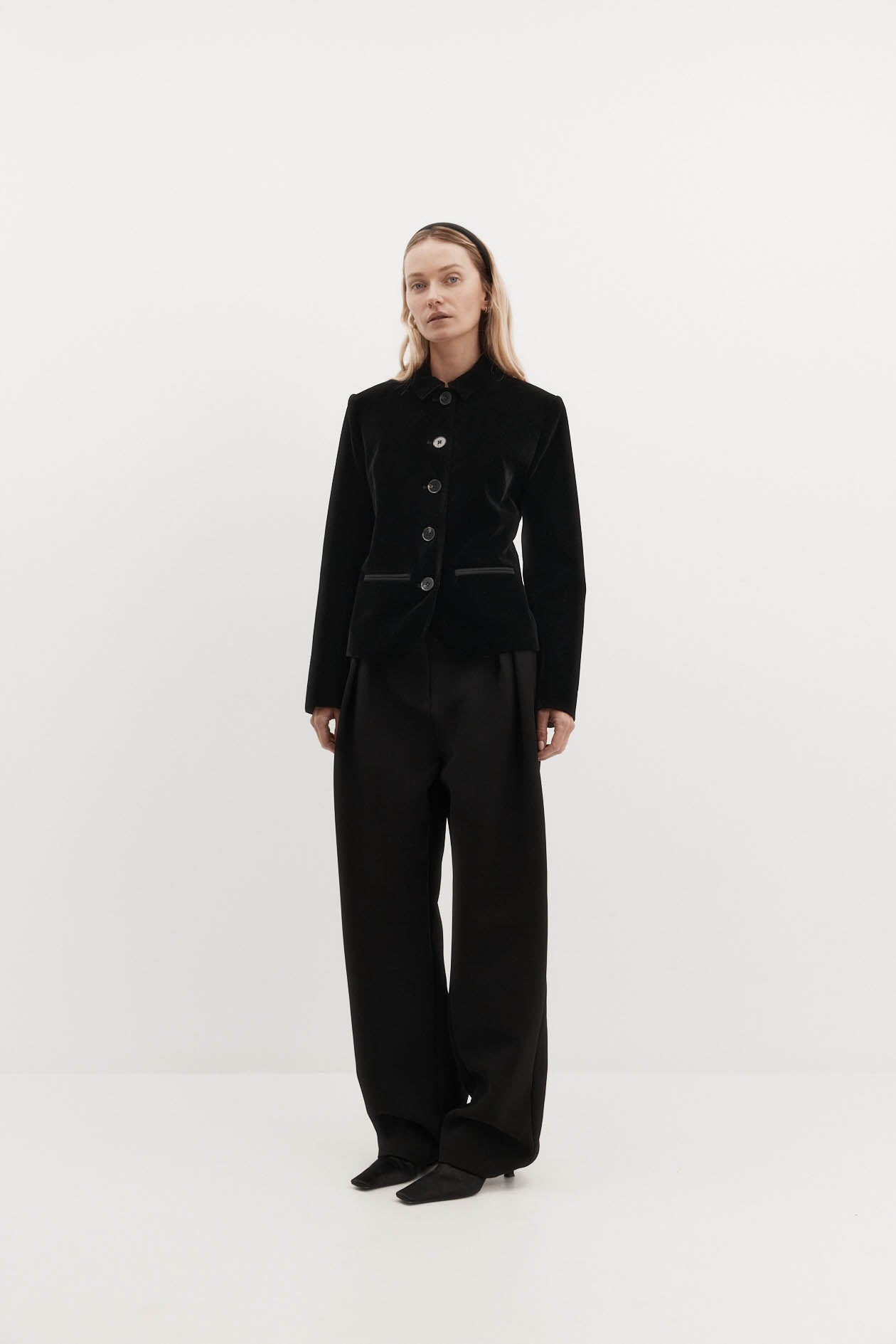 Bardot Blazer in Velvet