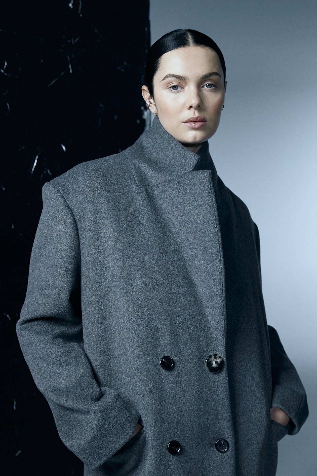 Egon Coat Graphite – Harris Tapper